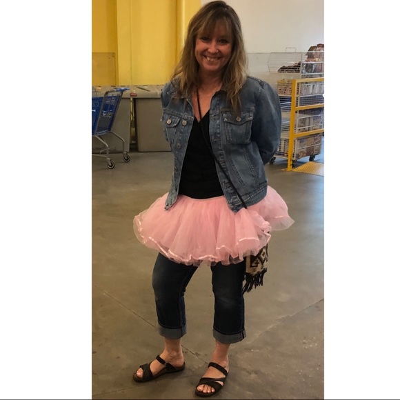 Meet your Posher, Pamela - Picture 2 of 14